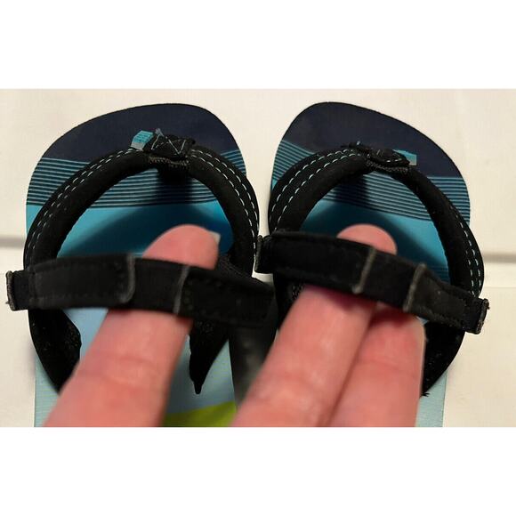 Reef Flip Flops Toddler Boys Size 5/6 slip on with ankle strap EUC - Picture 6 of 7
